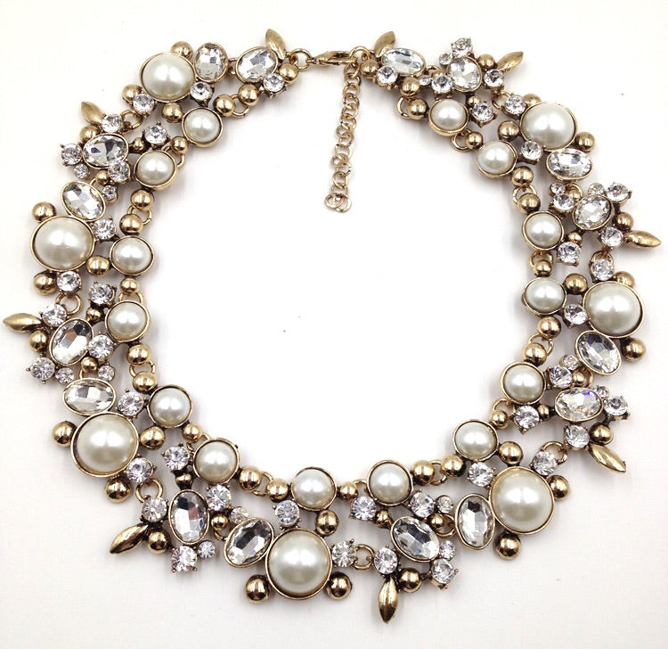 The NORA Pearstal Necklace